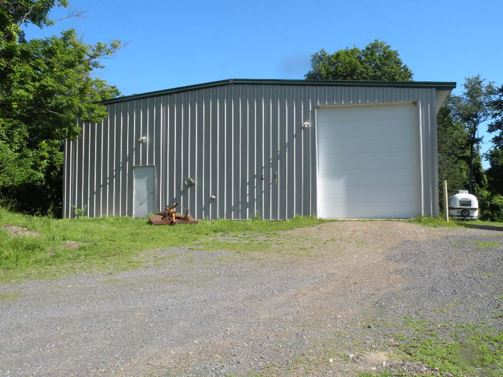 Germantown Multi Use 13 Acres 12526 Barns & Farms Realty, LLC