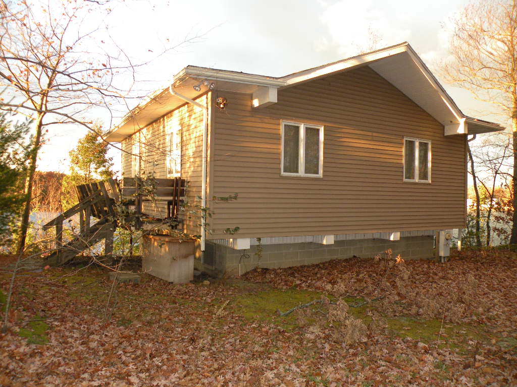 Kinderhook Lake Property Water 3 Sides 12130 Barns & Farms Realty, LLC