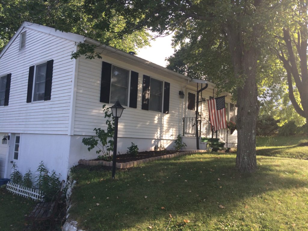 Hudson Updated Ranch 12534 Barns & Farms Realty, LLC