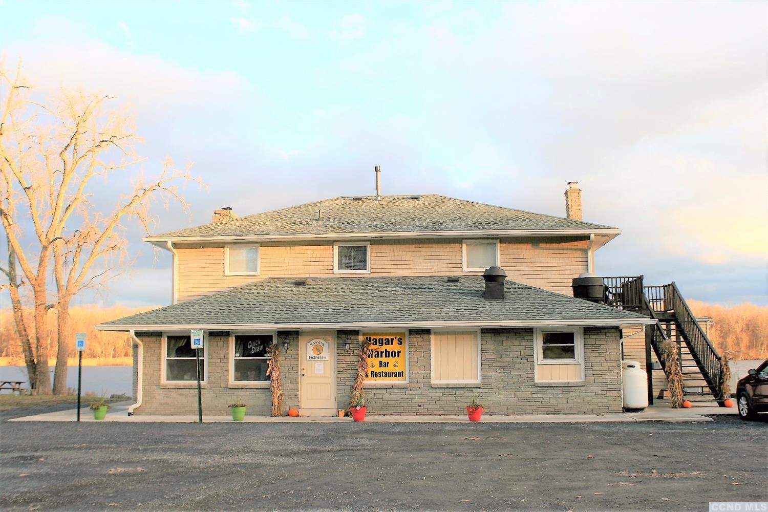 Athens Waterfront Restaurant Development Opportunity 12015 Barns