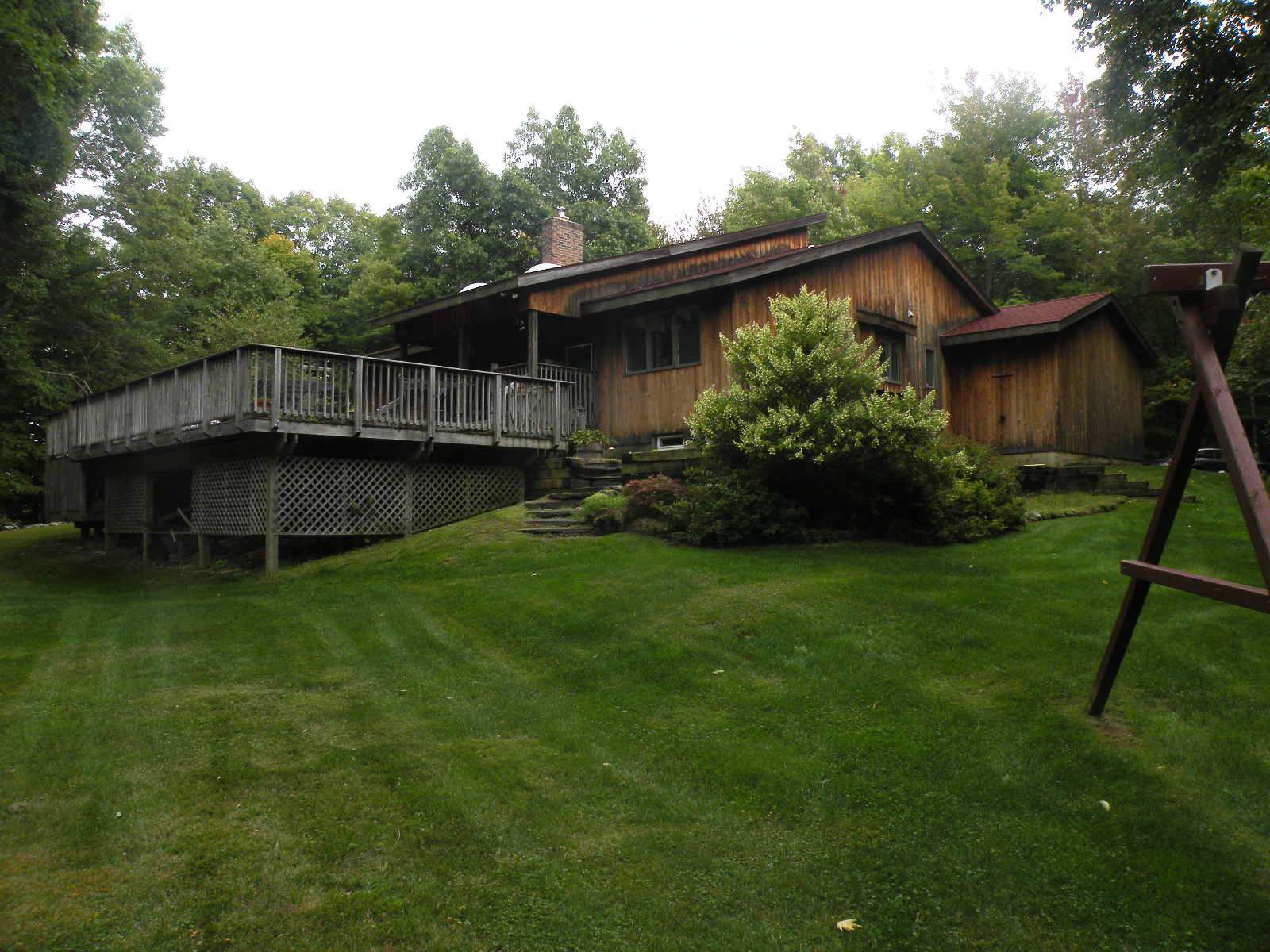 Hillsdale NY Contemporary on 15+ Acres Barns & Farms Realty, LLC