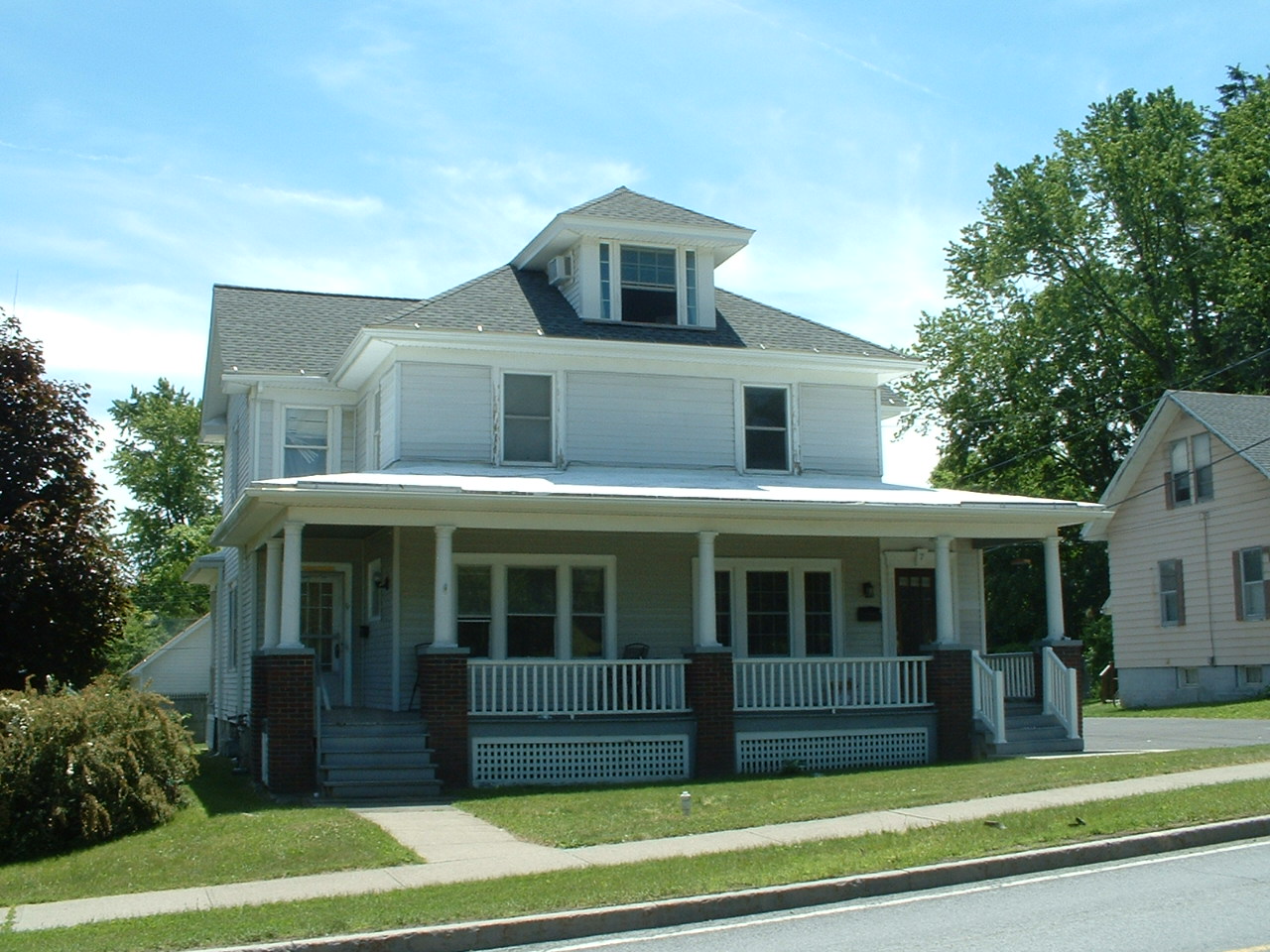 Greenport Multifamily Newly Renovated 12534 Barns & Farms Realty, LLC